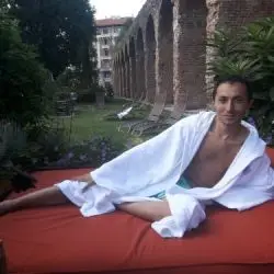 Accompagnatore gigolo Giovulpix