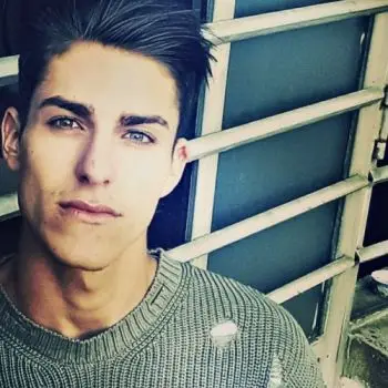 Accompagnatore gigolo Dondodo