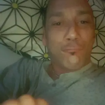 Accompagnatore gigolo Hider