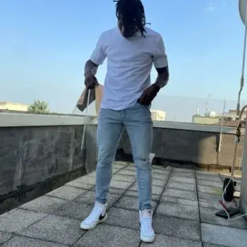 Accompagnatore gigolo L&rsquo;uomo noir