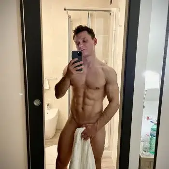 Accompagnatore gigolo Alex Puro