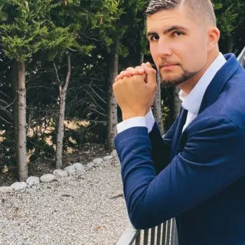 Accompagnatore gigolo Cesare