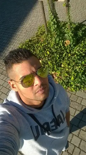 Accompagnatore gigolo Raphael