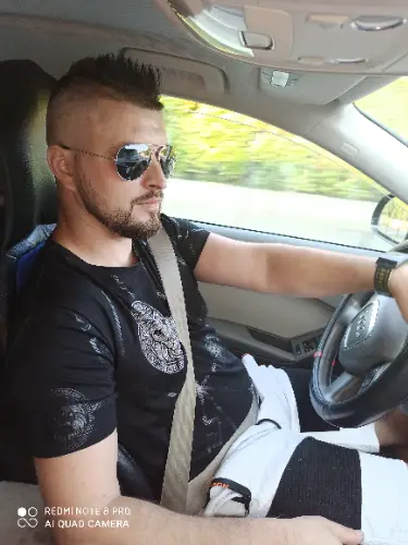 Accompagnatore gigolo Jony32