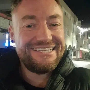 Accompagnatore gigolo Manni