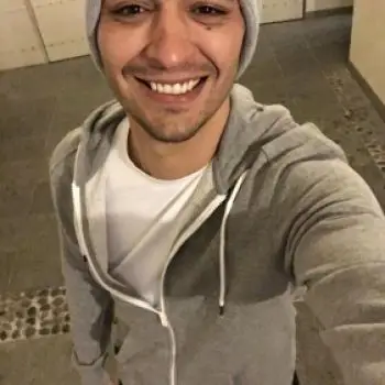 Accompagnatore gigolo Lalo