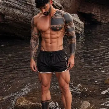 Accompagnatore gigolo Ryan Bale