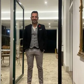 Accompagnatore gigolo Angelo