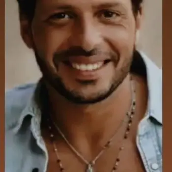 Accompagnatore gigolo Adrien