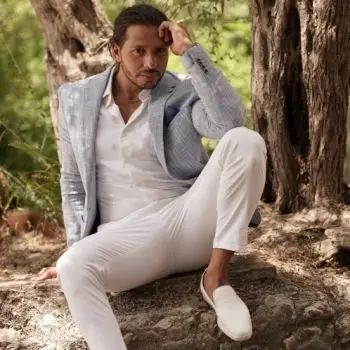 Accompagnatore gigolo Adrien