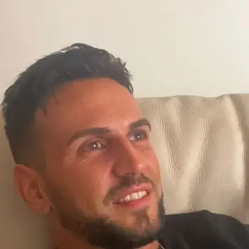 Accompagnatore gigolo Vale Dolce