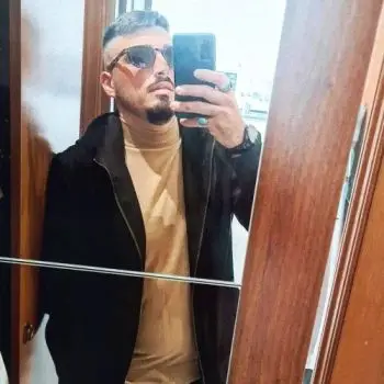 Accompagnatore gigolo Antonapoli