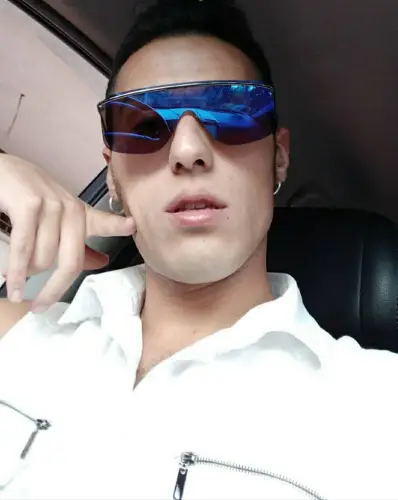 Accompagnatore gigolo Tony7