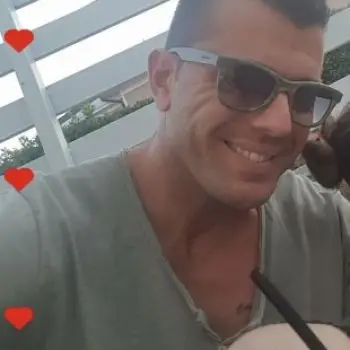 Accompagnatore gigolo Roberto