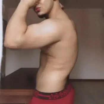 Accompagnatore gigolo Zack9999