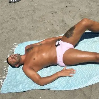 Accompagnatore gigolo Simone