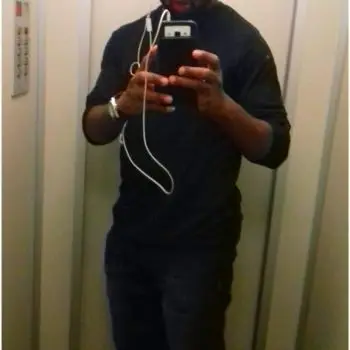 Accompagnatore gigolo Blacksidi