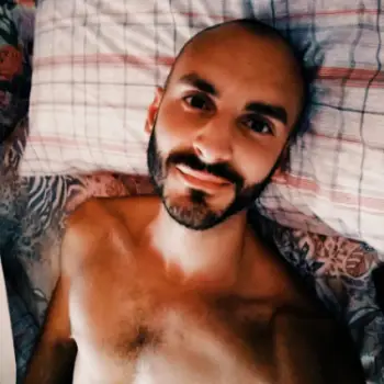 Accompagnatore gigolo Zampoo