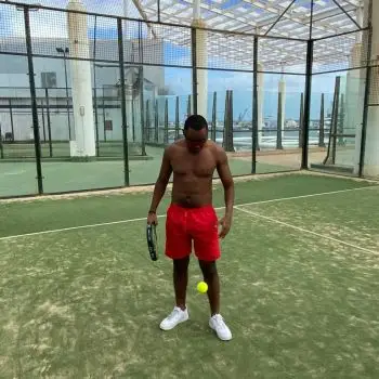 Accompagnatore gigolo Pedro Silva