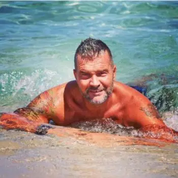 Accompagnatore gigolo Roger Villa