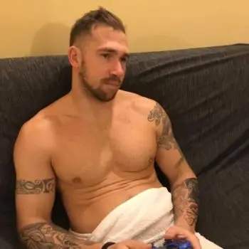 Accompagnatore gigolo Max8877