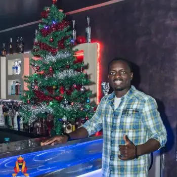 Accompagnatore gigolo DOA