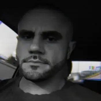 Accompagnatore gigolo Bigteo