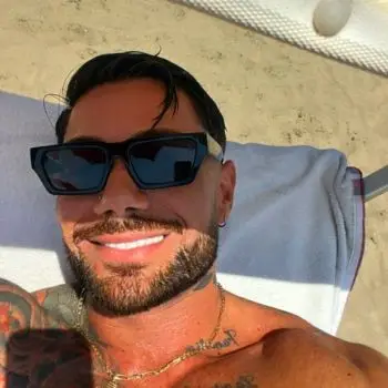 Accompagnatore gigolo Ricky