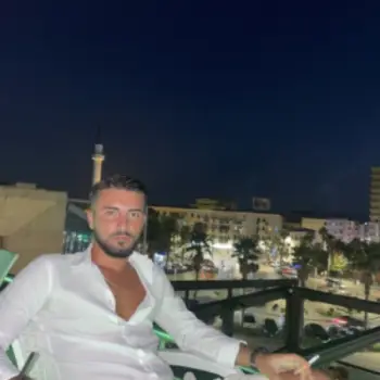 Accompagnatore gigolo Matteo9