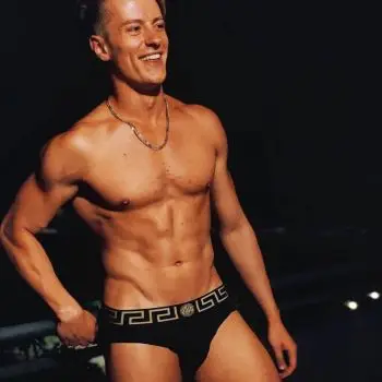 Accompagnatore gigolo Adone