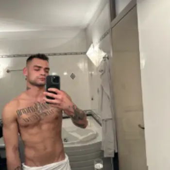 Accompagnatore gigolo Alex