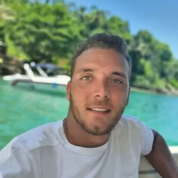 Accompagnatore gigolo Comandanterafael