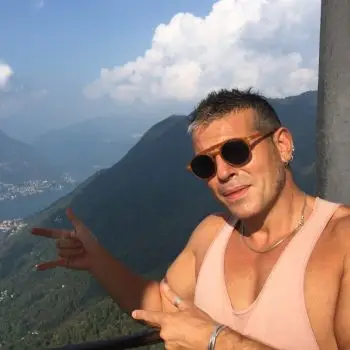 Accompagnatore gigolo Cico