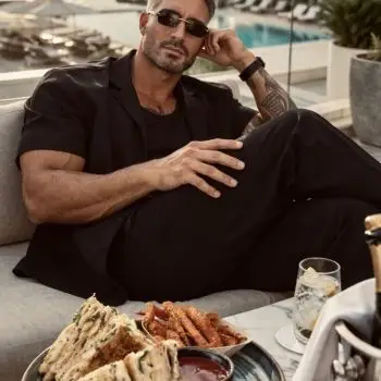 Accompagnatore gigolo Luca