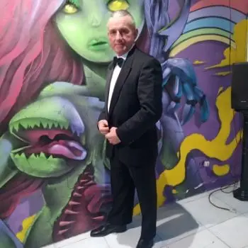 Accompagnatore gigolo Francesco disole