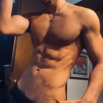 Accompagnatore gigolo Bruce