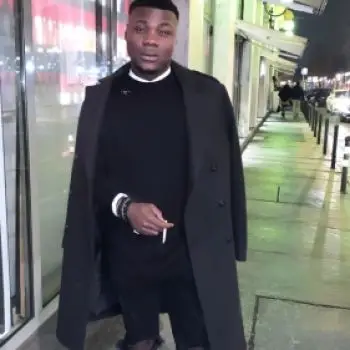 Accompagnatore gigolo Lorenzo96