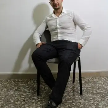 Accompagnatore gigolo Ragos