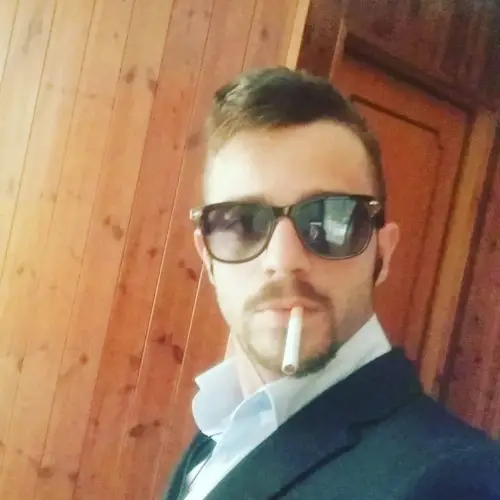 Accompagnatore gigolo Alex1990