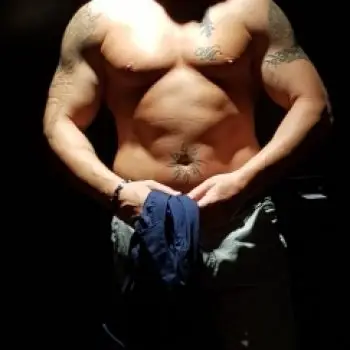 Accompagnatore gigolo Tomasz