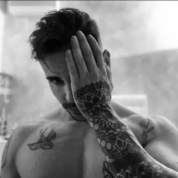 Accompagnatore gigolo Redfury88