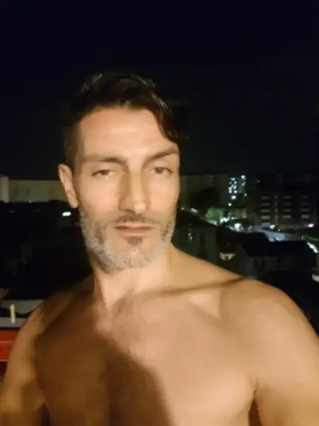 Accompagnatore gigolo Franc999