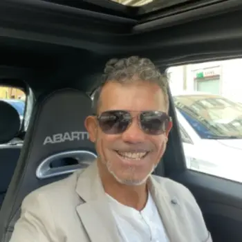 Accompagnatore gigolo Luis