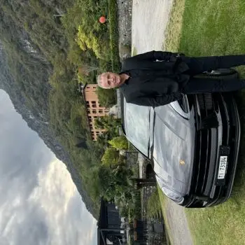 Accompagnatore gigolo Chris