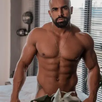 Accompagnatore gigolo Caiofelipe