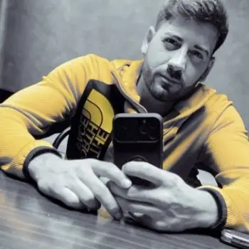 Accompagnatore gigolo Summer