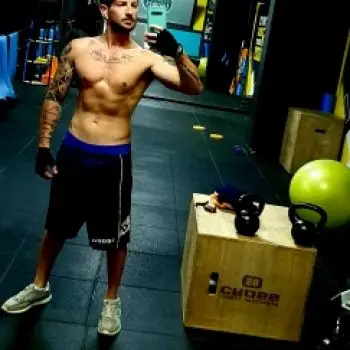 Accompagnatore gigolo Orazio