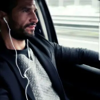 Accompagnatore gigolo Loryn