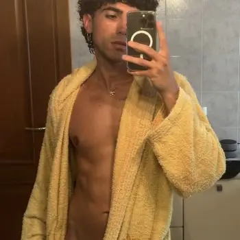 Accompagnatore gigolo Iosonosimone 